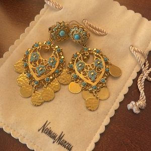 Chandelier Turquoise and gold earrings